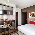 Adagio Centre מלון דירות 3*
