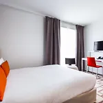アパートホテル Adagio Centre 3*