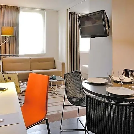 Adagio Centre