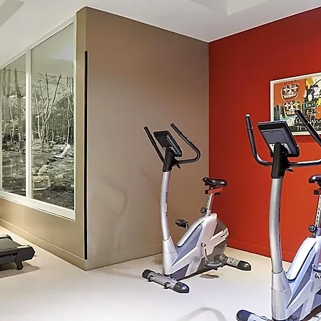 Adagio Centre شقة فندقية