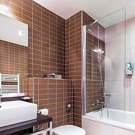 Adagio Centre شقة فندقية غرونوبل
