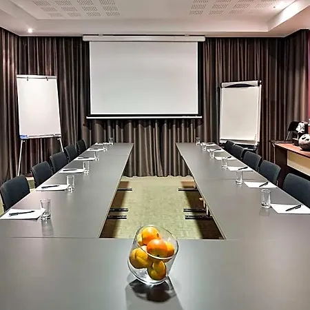 Adagio Centre 3* غرونوبل