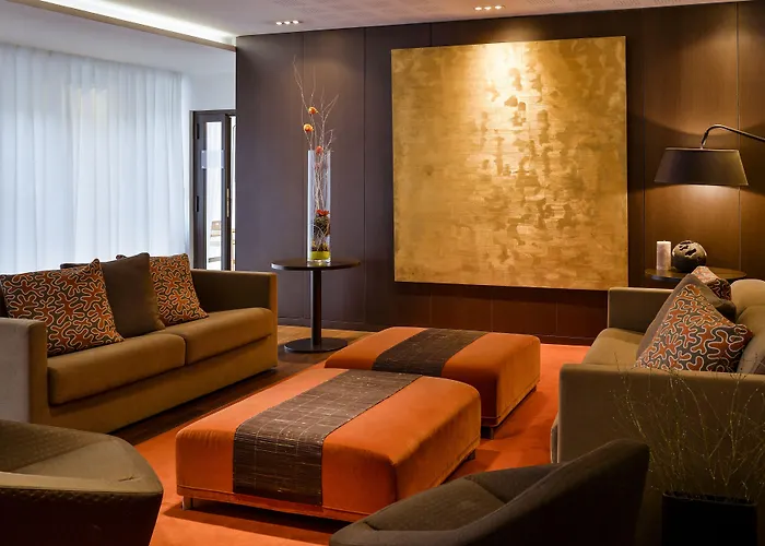 Adagio Centre Апарт-отель 3*