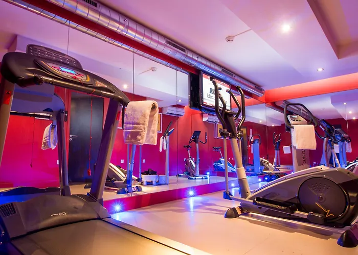 מלון דירות Adagio Centre