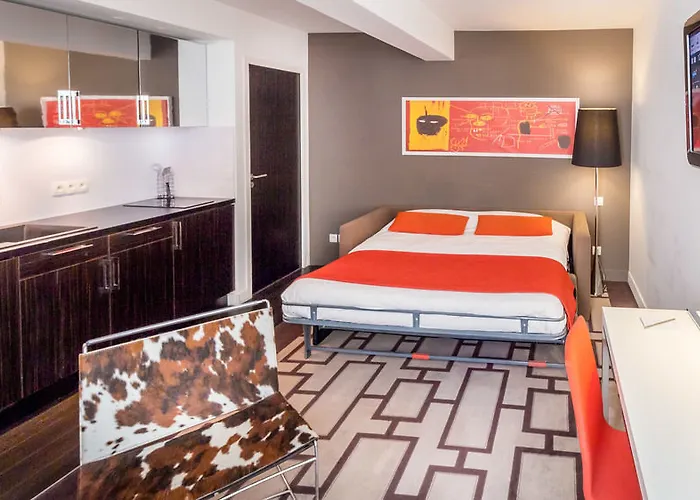 Adagio Centre מלון דירות